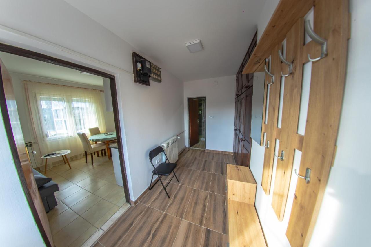 Apartman Kokin Brod Ngoại thất bức ảnh