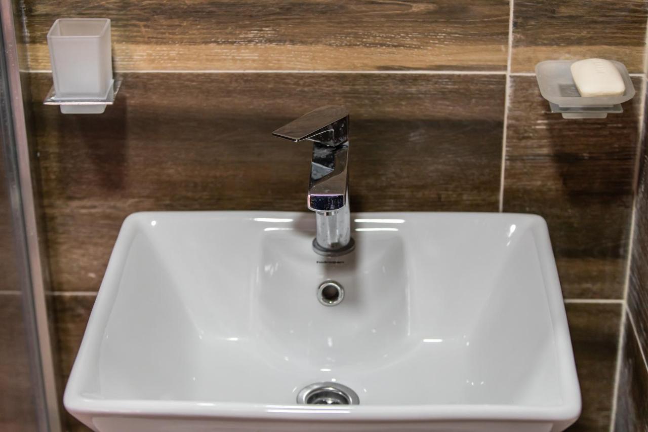 Apartman Kokin Brod Ngoại thất bức ảnh